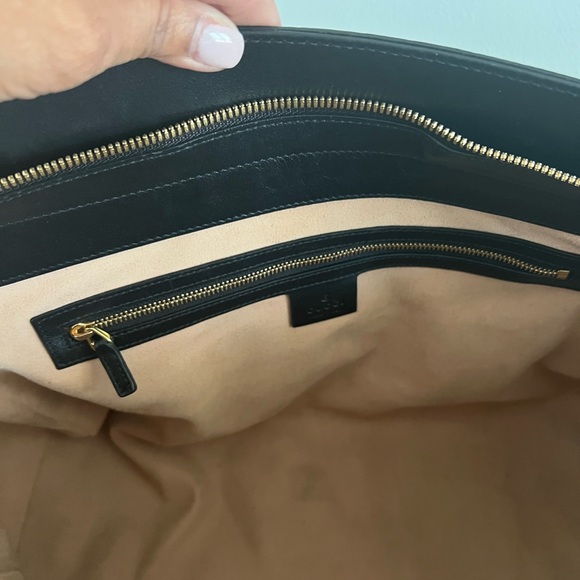 Gucci Monochrome Designer Tote - Picture 15 of 16